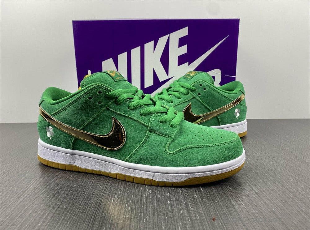 Nike Dunk Low 'Lucky Green'