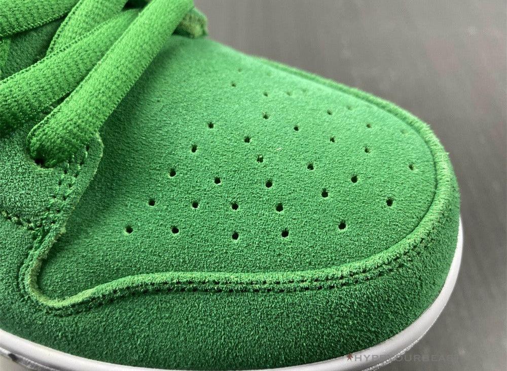 Nike Dunk Low 'Lucky Green'