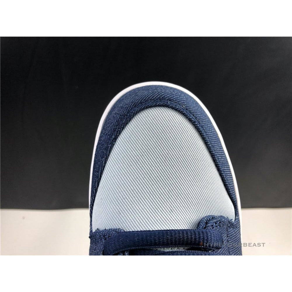 Nike SB Dunk Low Binary Blue