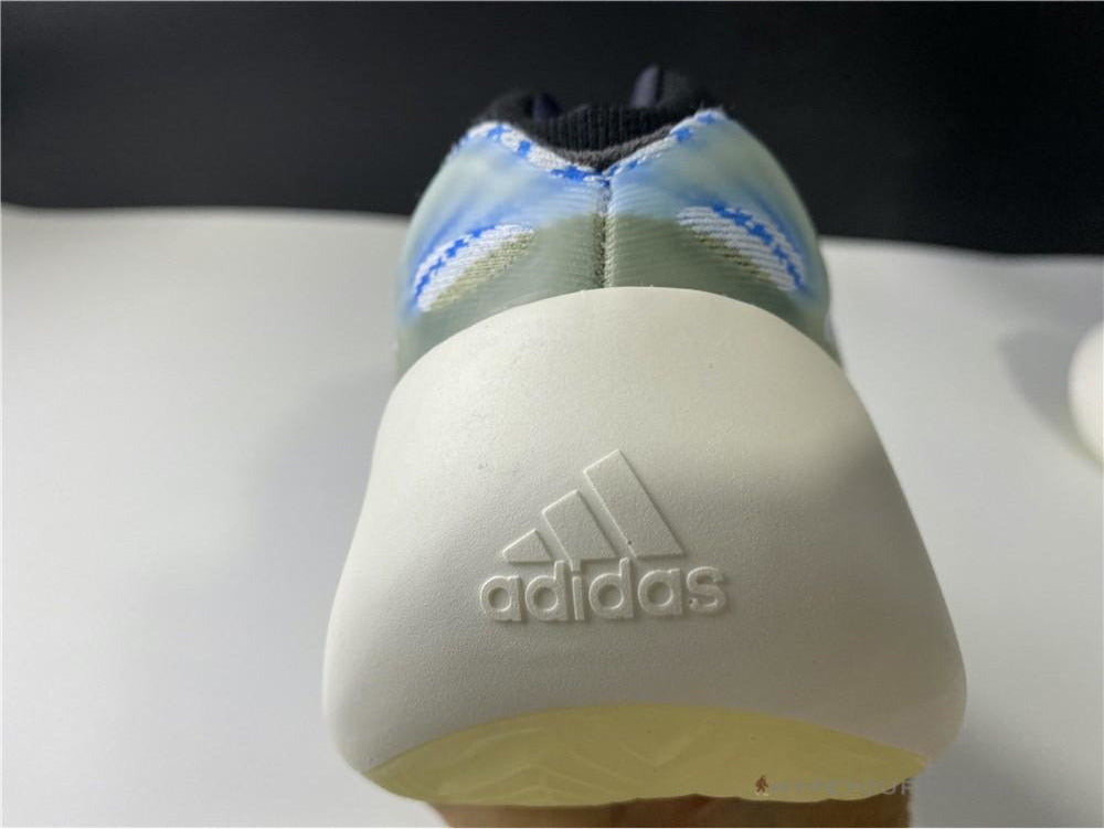Adidas Yeezy 700 V3 'Arzareth'