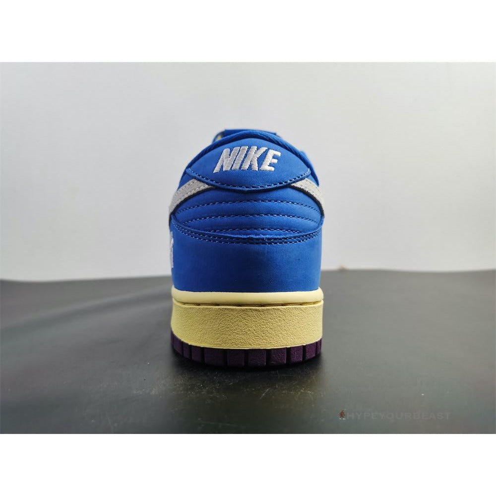 Undefeated X Nike Dunk Low
