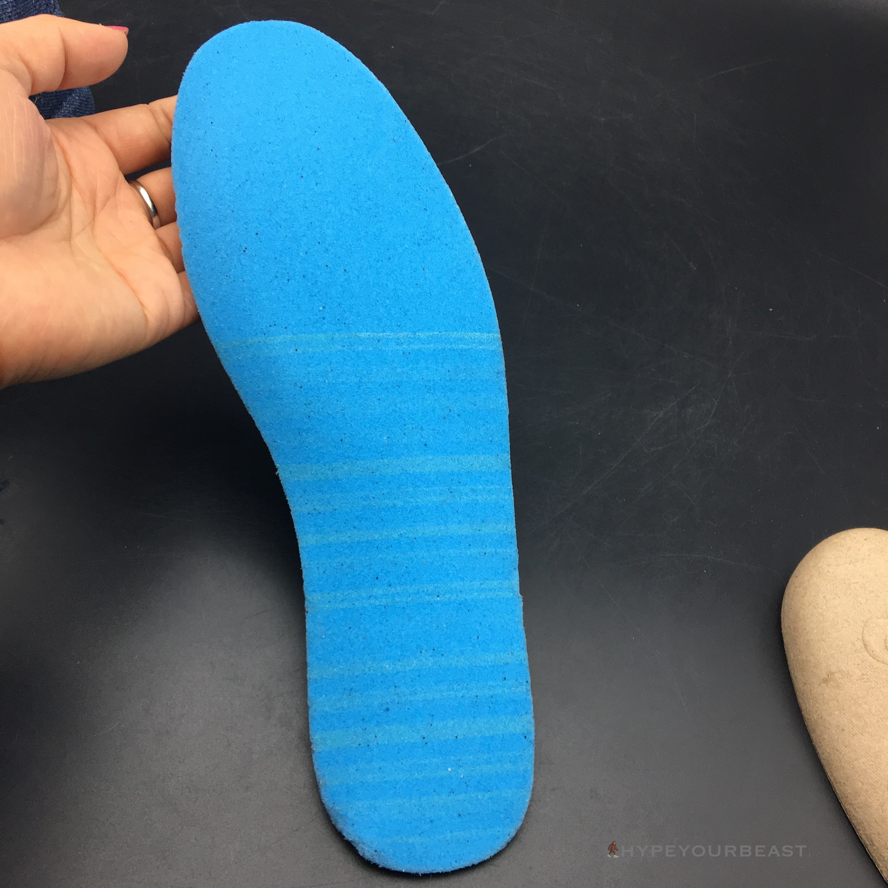 Jordan 4 Retro NRG "Levi's"