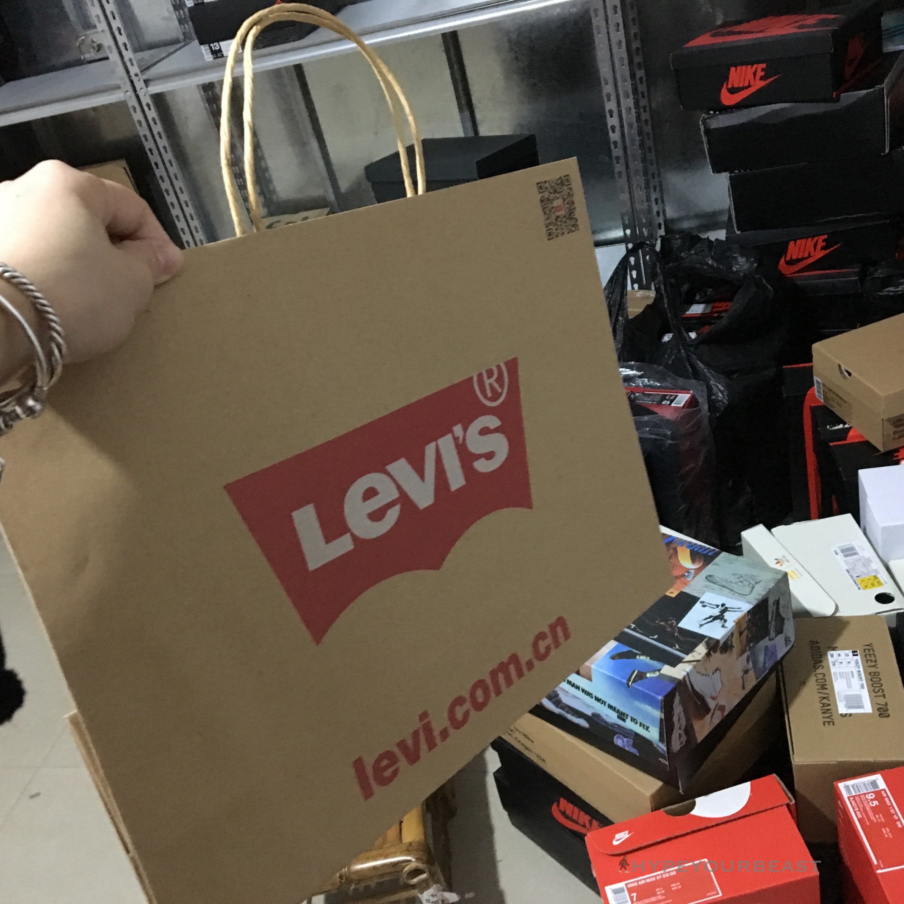 Jordan 4 Retro NRG "Levi's"