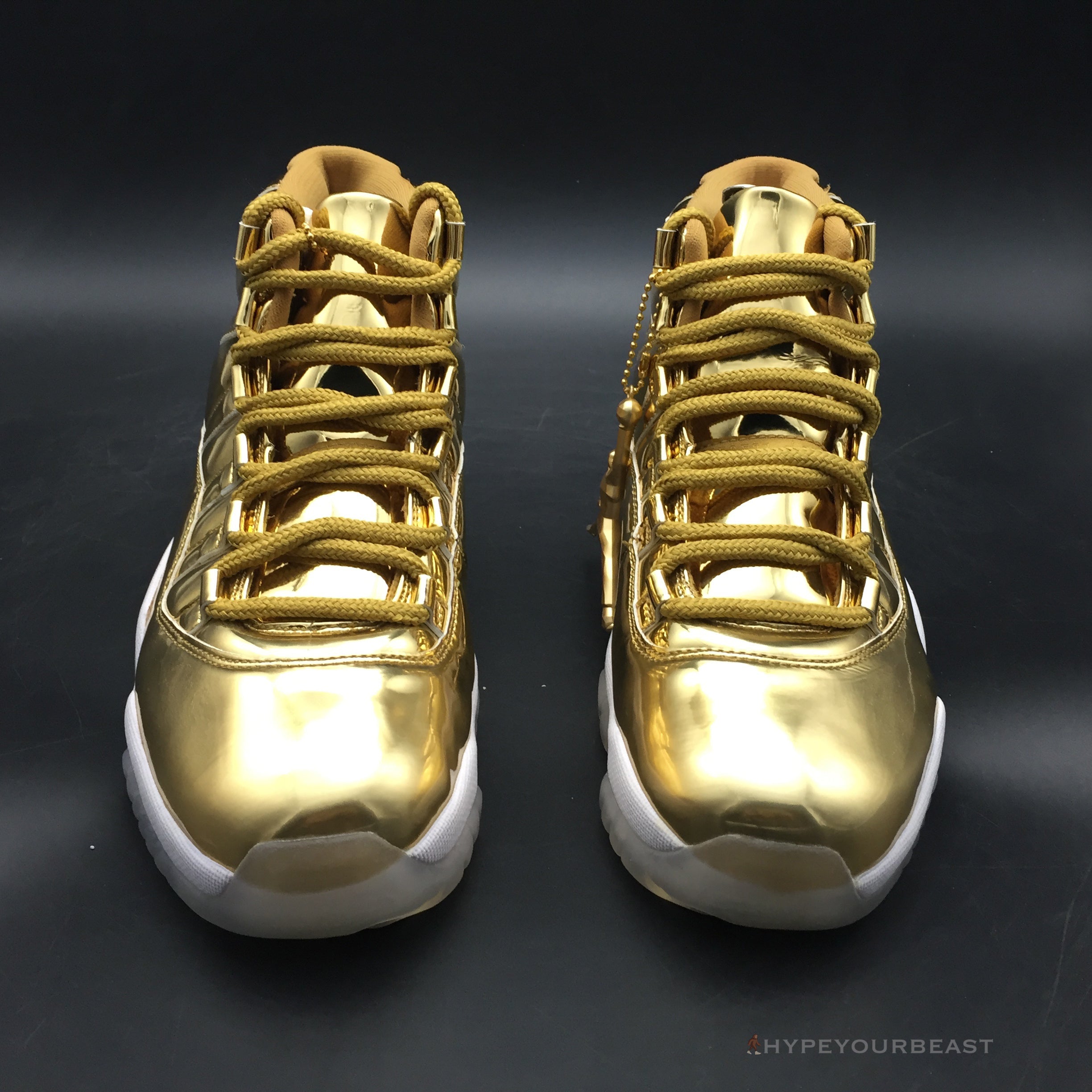 Air Jordan 11 Metallic Gold