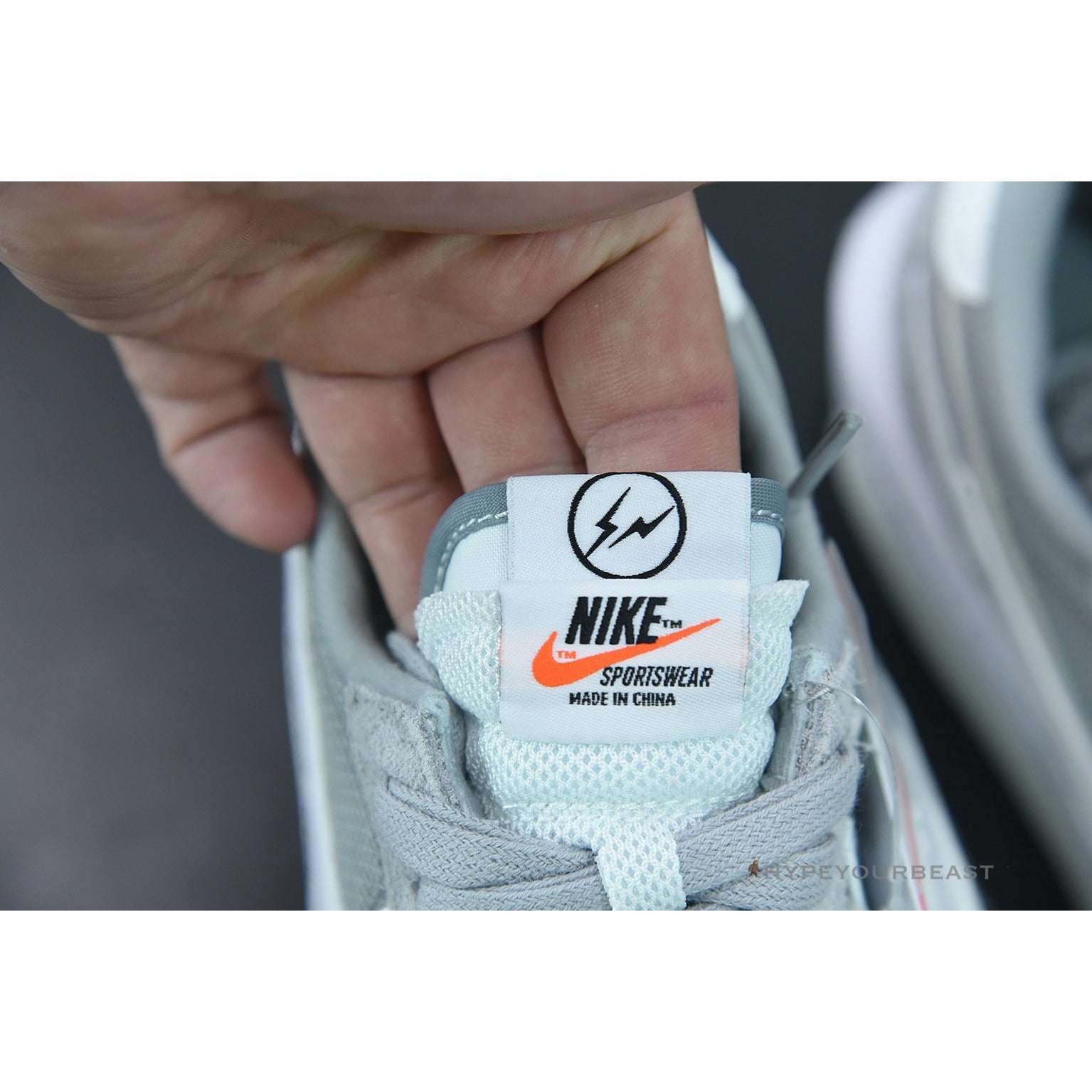 Nike Sacai X LD Waffle 'Summit White'