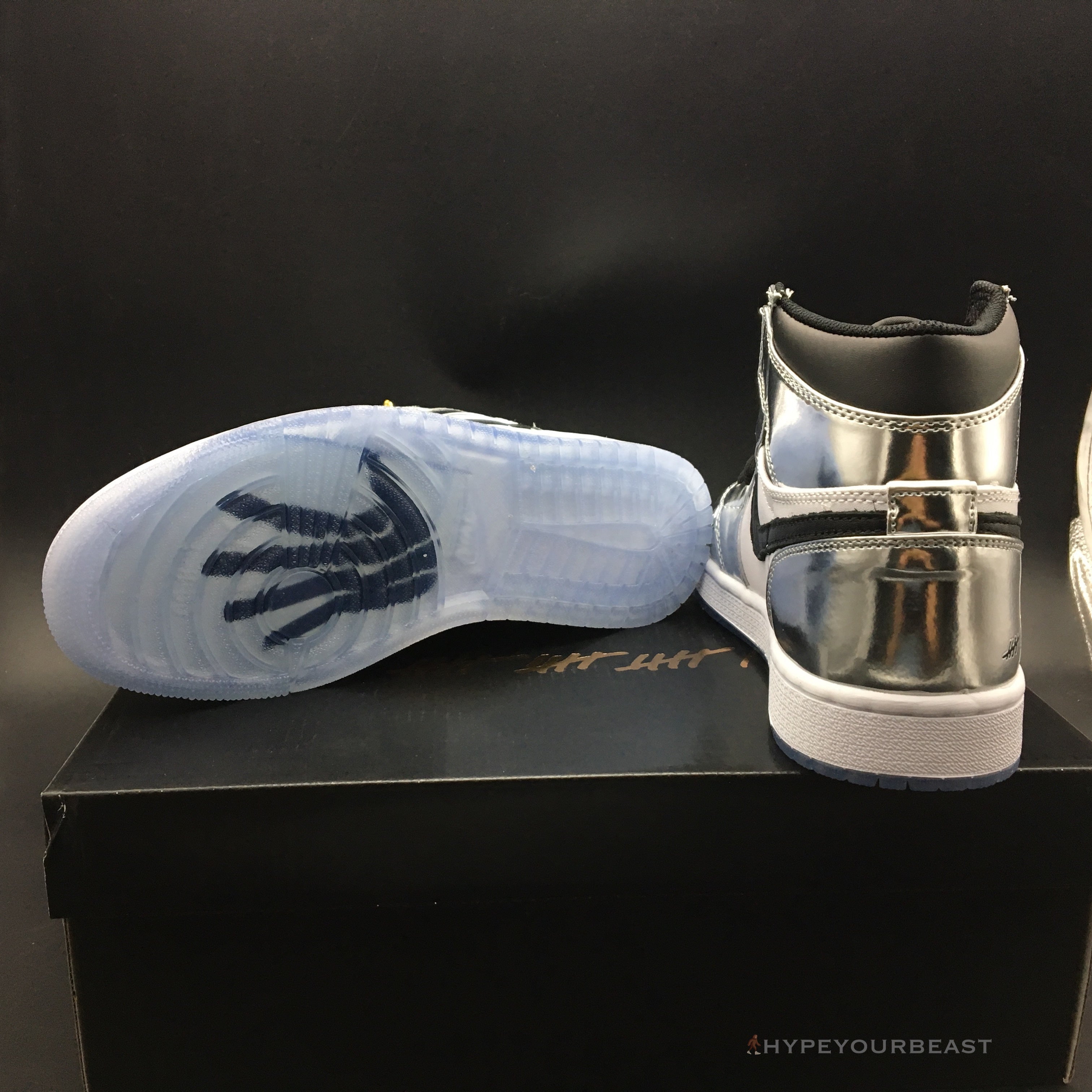 Air Jordan 1 High 'Pass the Torch'