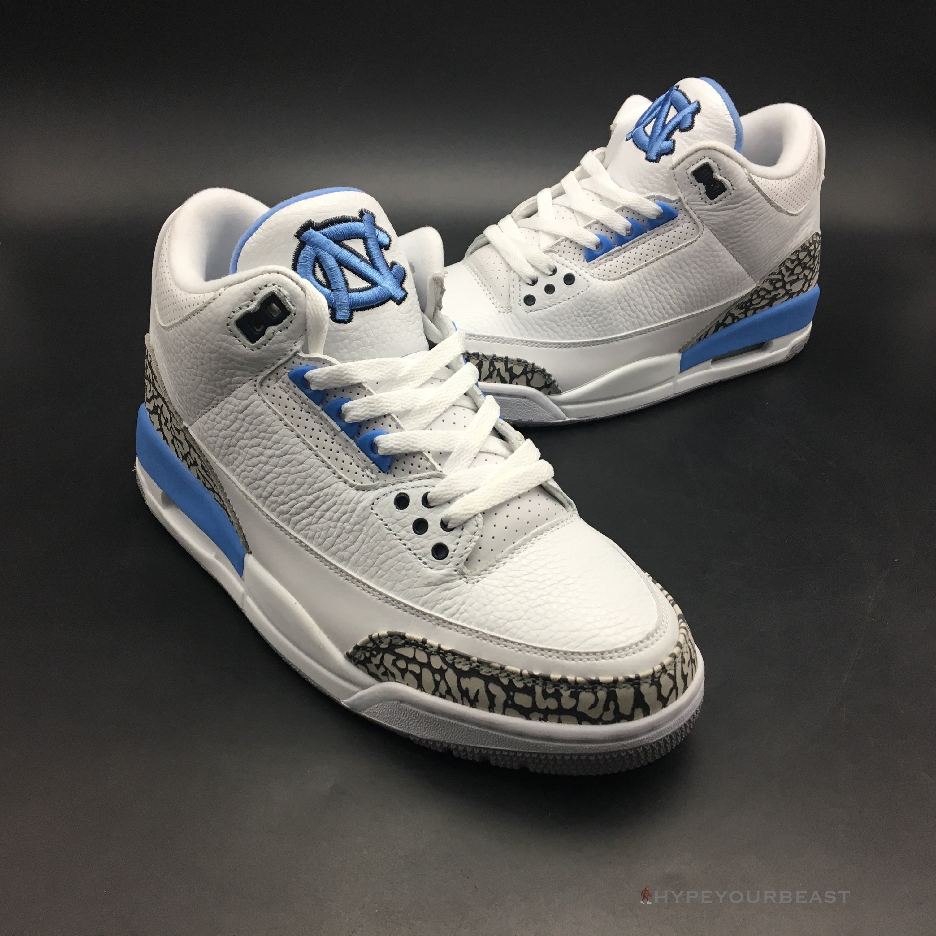 Air Jordan 3 Retro UNC (2020)