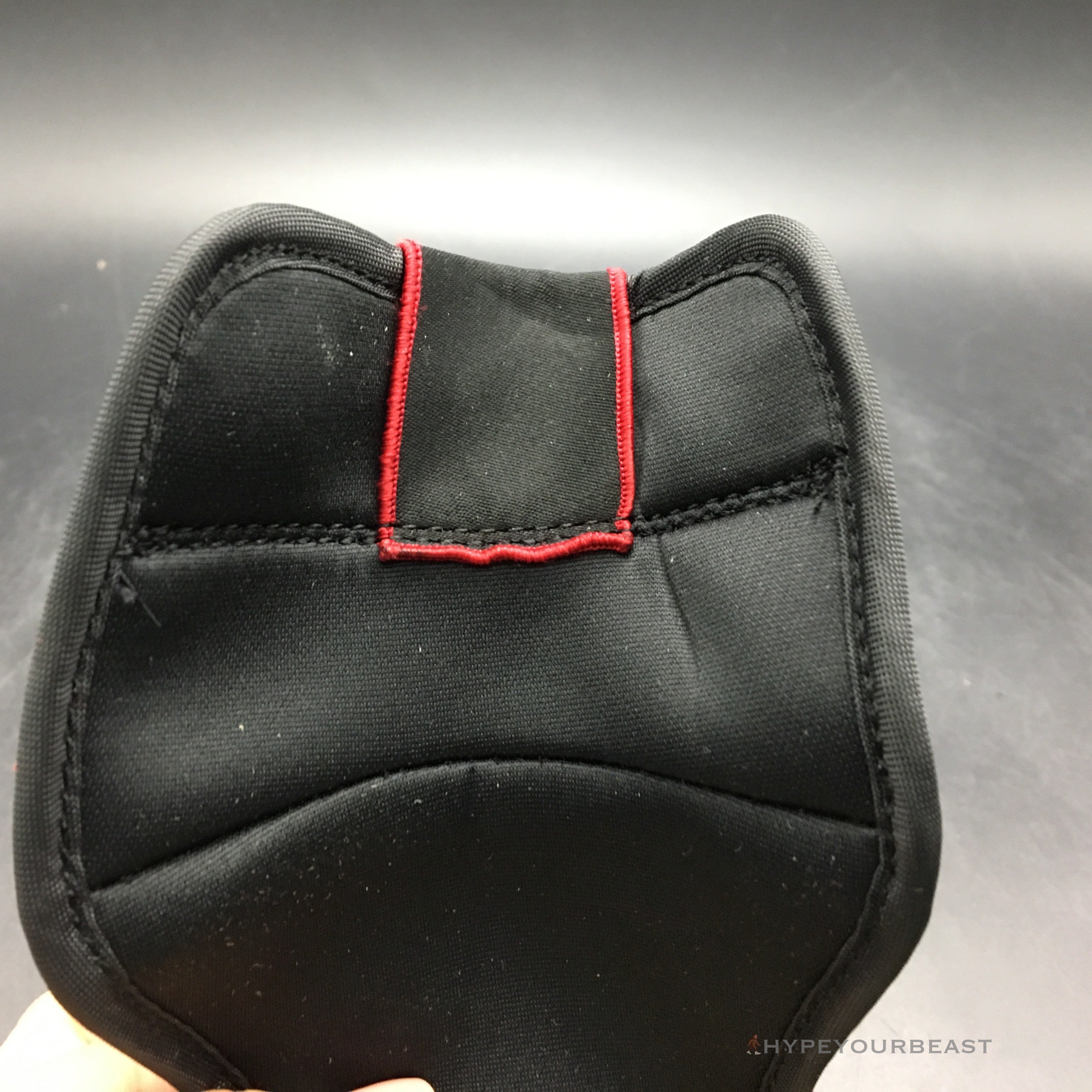 Air Jordan 1 Retro High Defiant White Retro Red