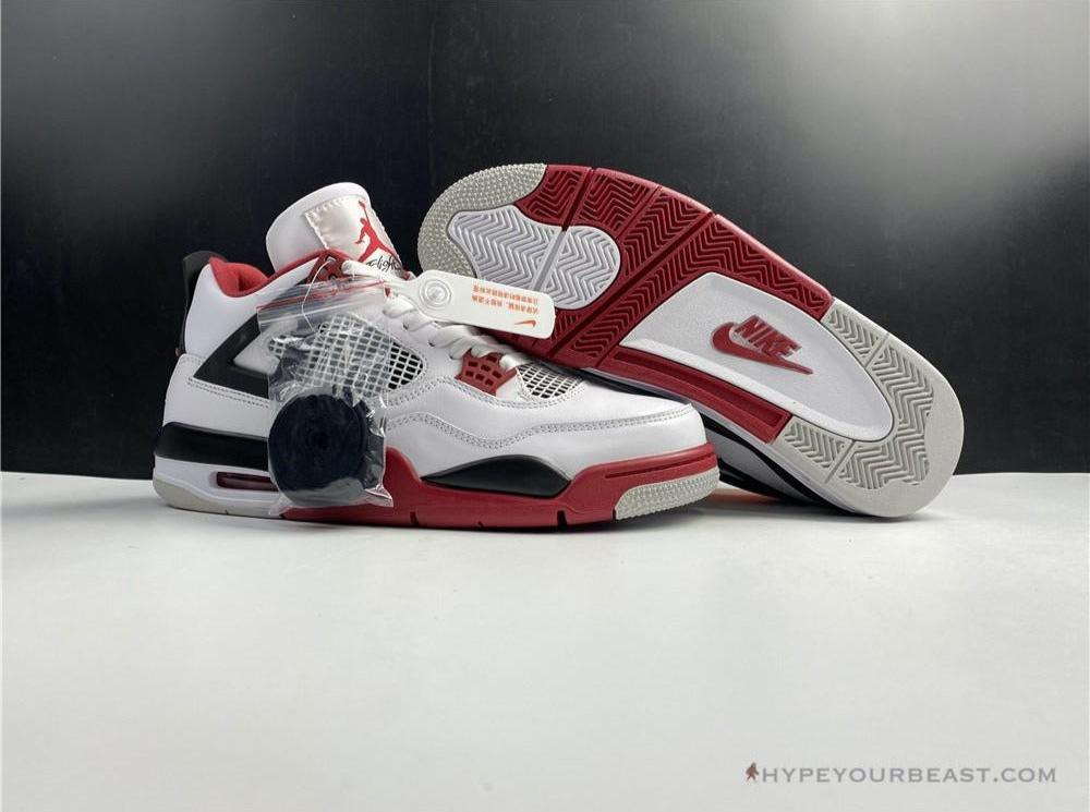 Air Jordan 4 'Fire Red'