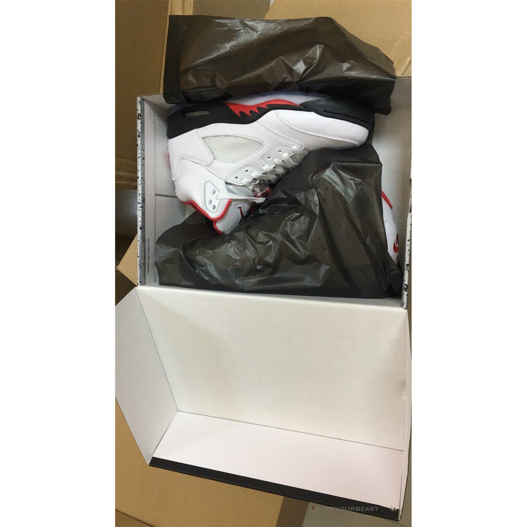 Air Jordan 5 "Fire Red"