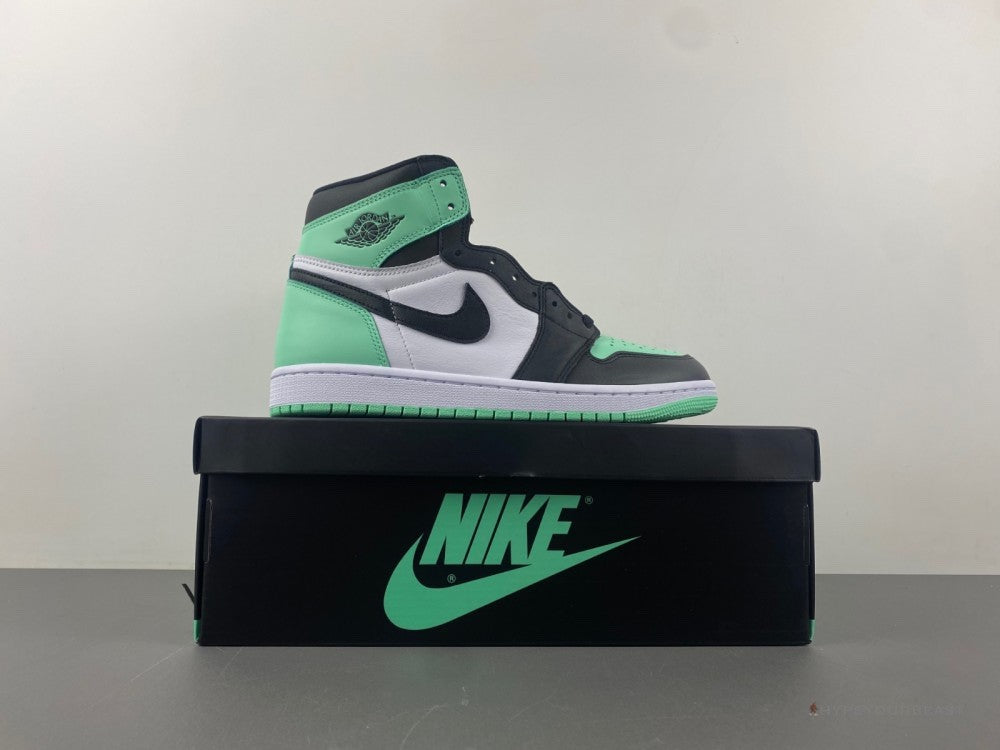 Air Jordan 1 High OG 'Green Glow'