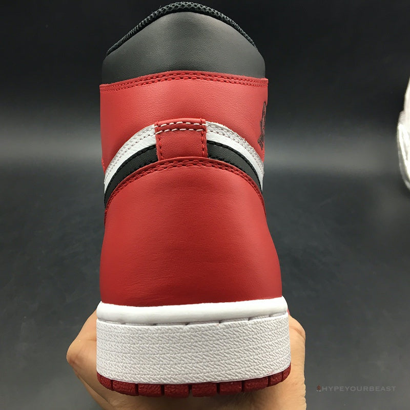 Air Jordan 1 Retro High OG 'Chicago'