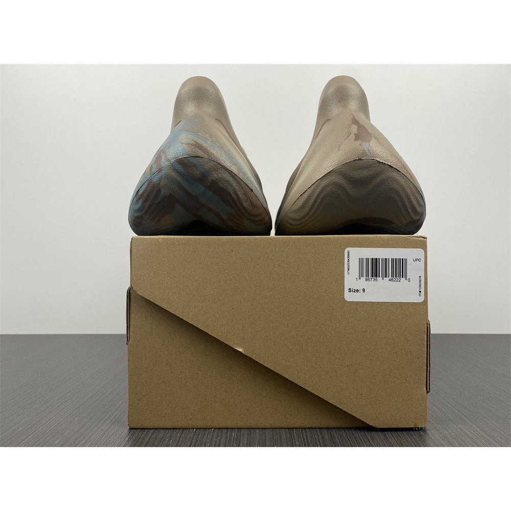 Adidas Yeezy Foam RNNR 'MX Sand'