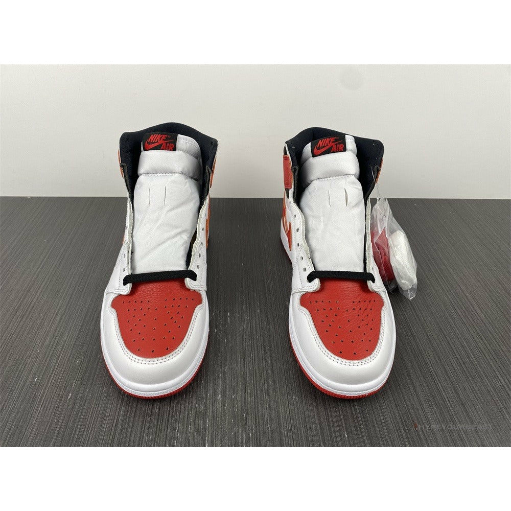 Air Jordan 1 Retro High OG 'Heritage'