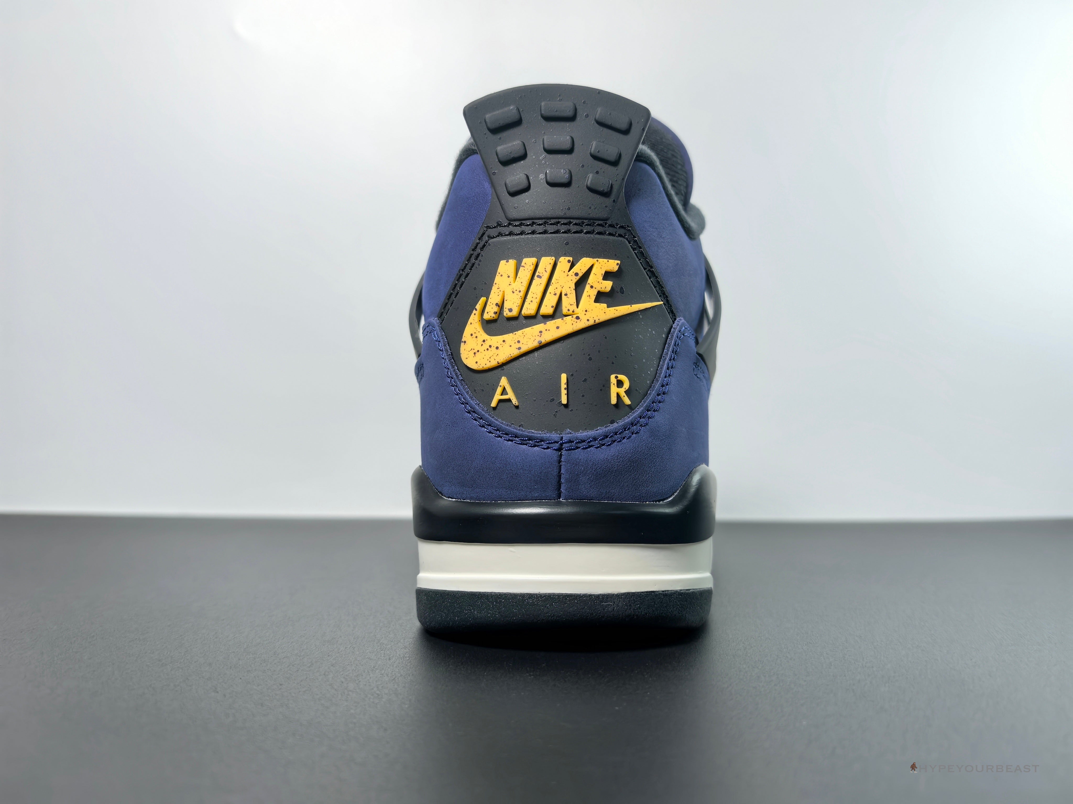 Jordan 4 Retro 'Imperial Purple'