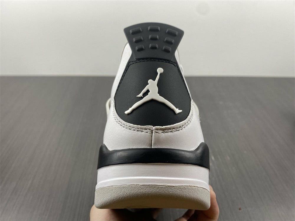 Air Jordan 4 Retro 'Military Black'
