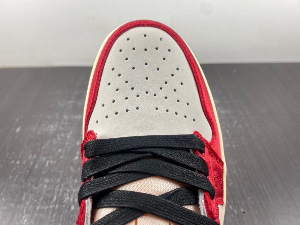 Air Jordan 1 Low OG 'Trophy Room Away'