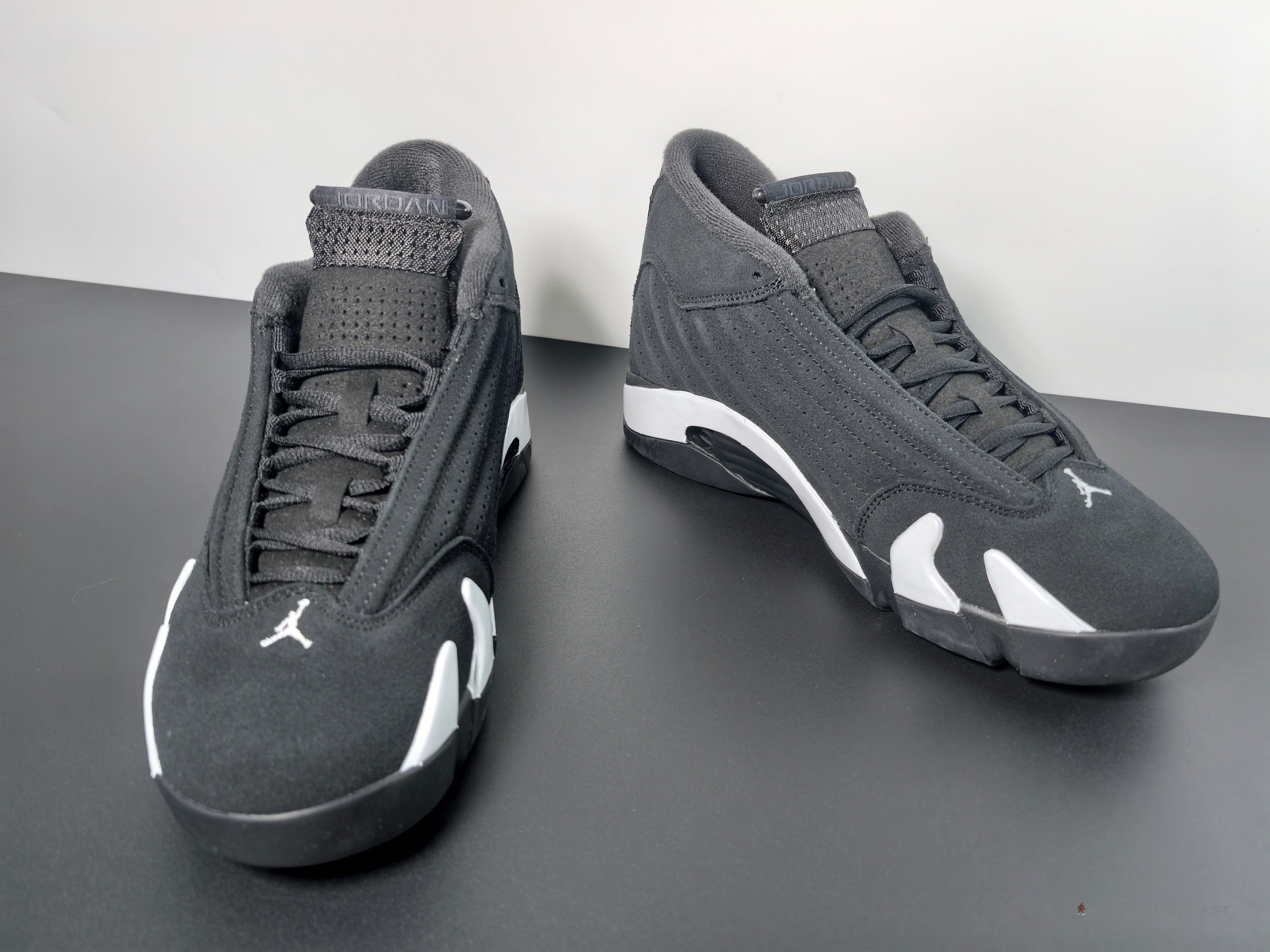 Jordan 14 Retro 'Black White'