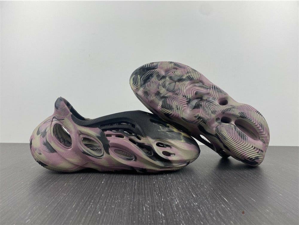 Adidas Yeezy Foam RNNR 'MX Cardon'