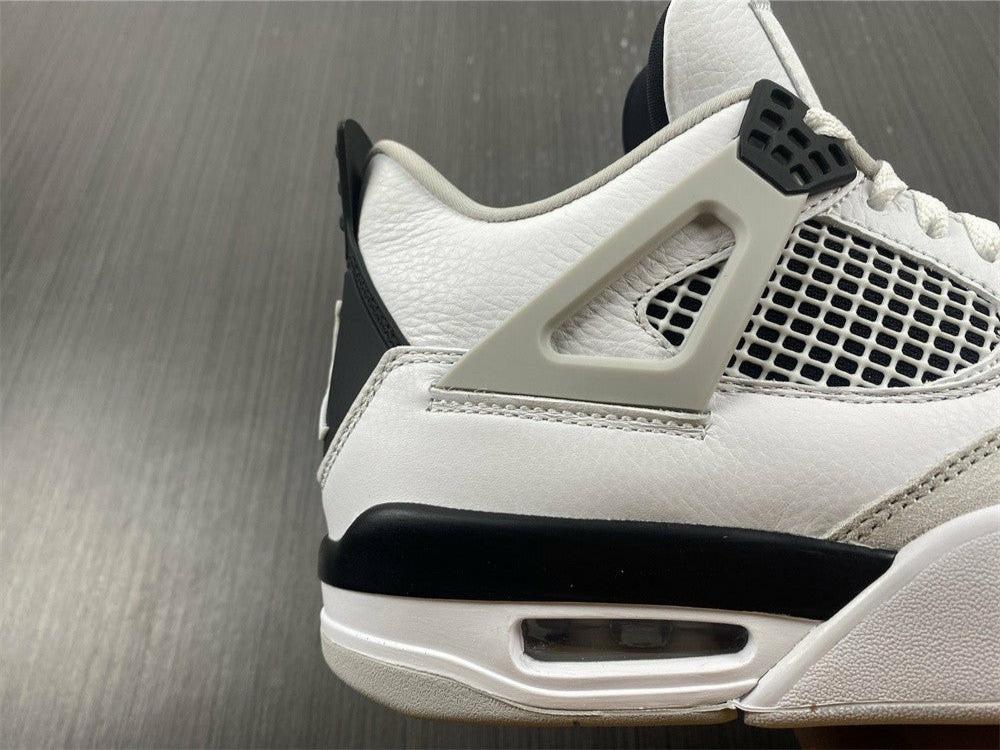 Air Jordan 4 Retro 'Military Black'