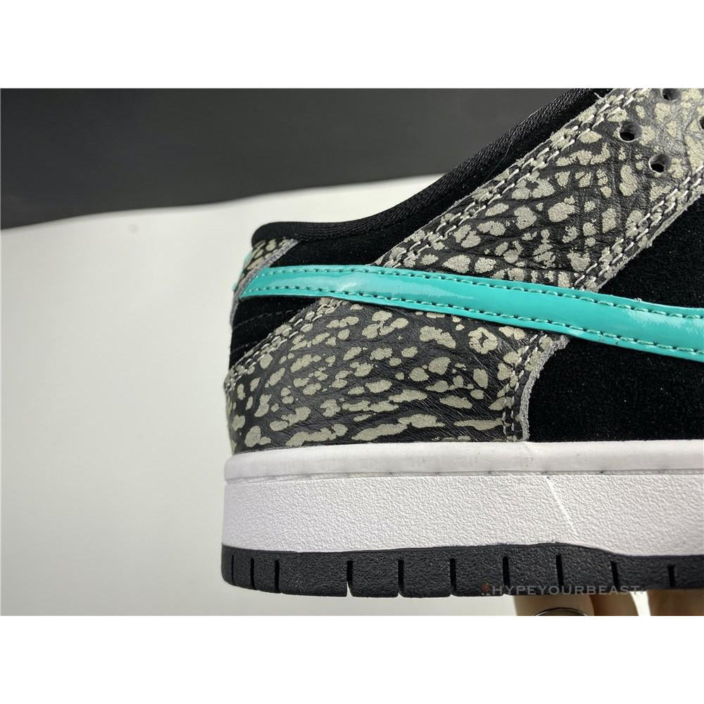 Nike SB Dunk Low Atmos Elephant