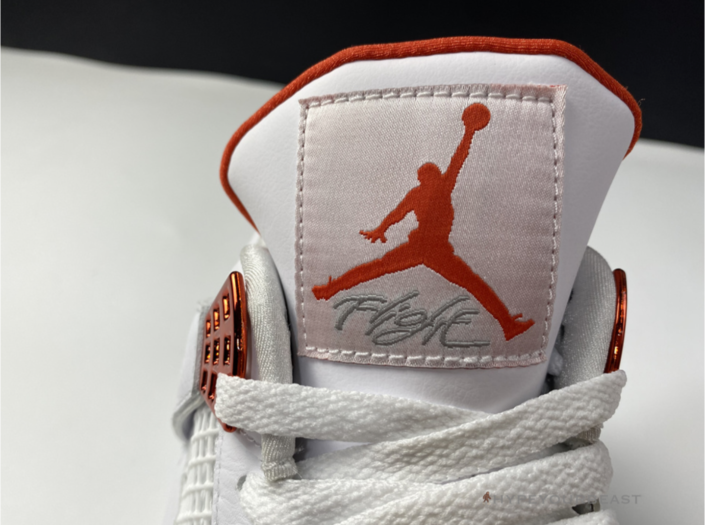 Air Jordan 4 'Pure Money Red'