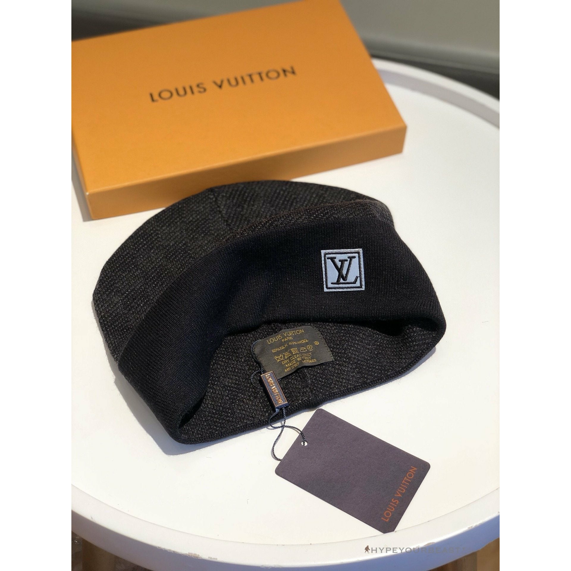 LV Beanie Black / Black