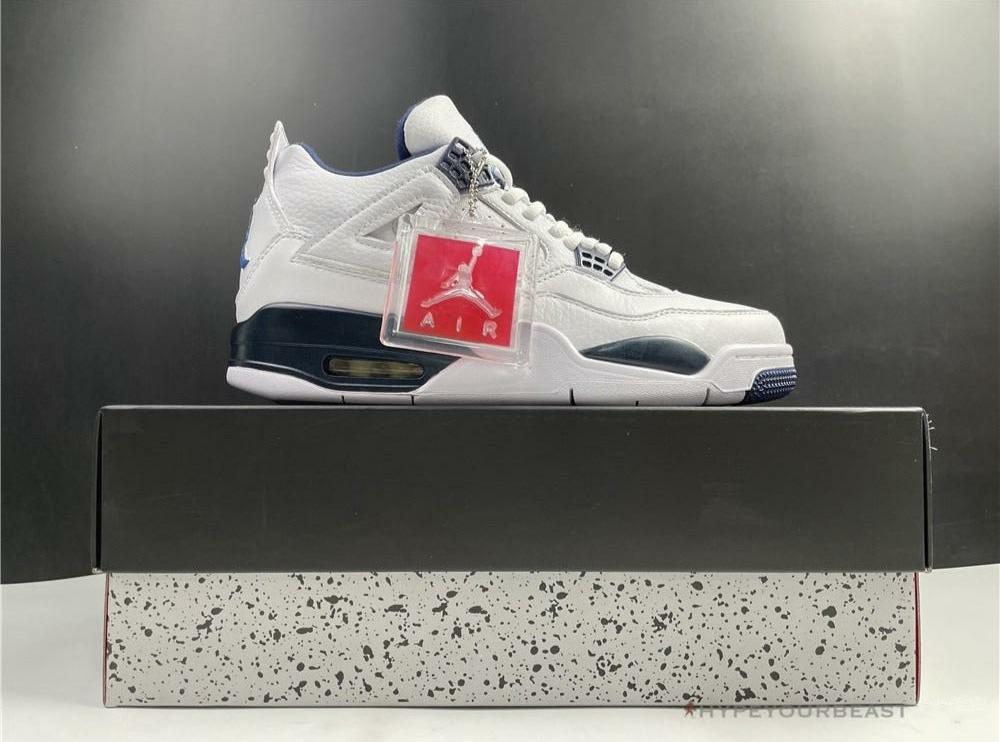 Air Jordan 4 'Columbia'