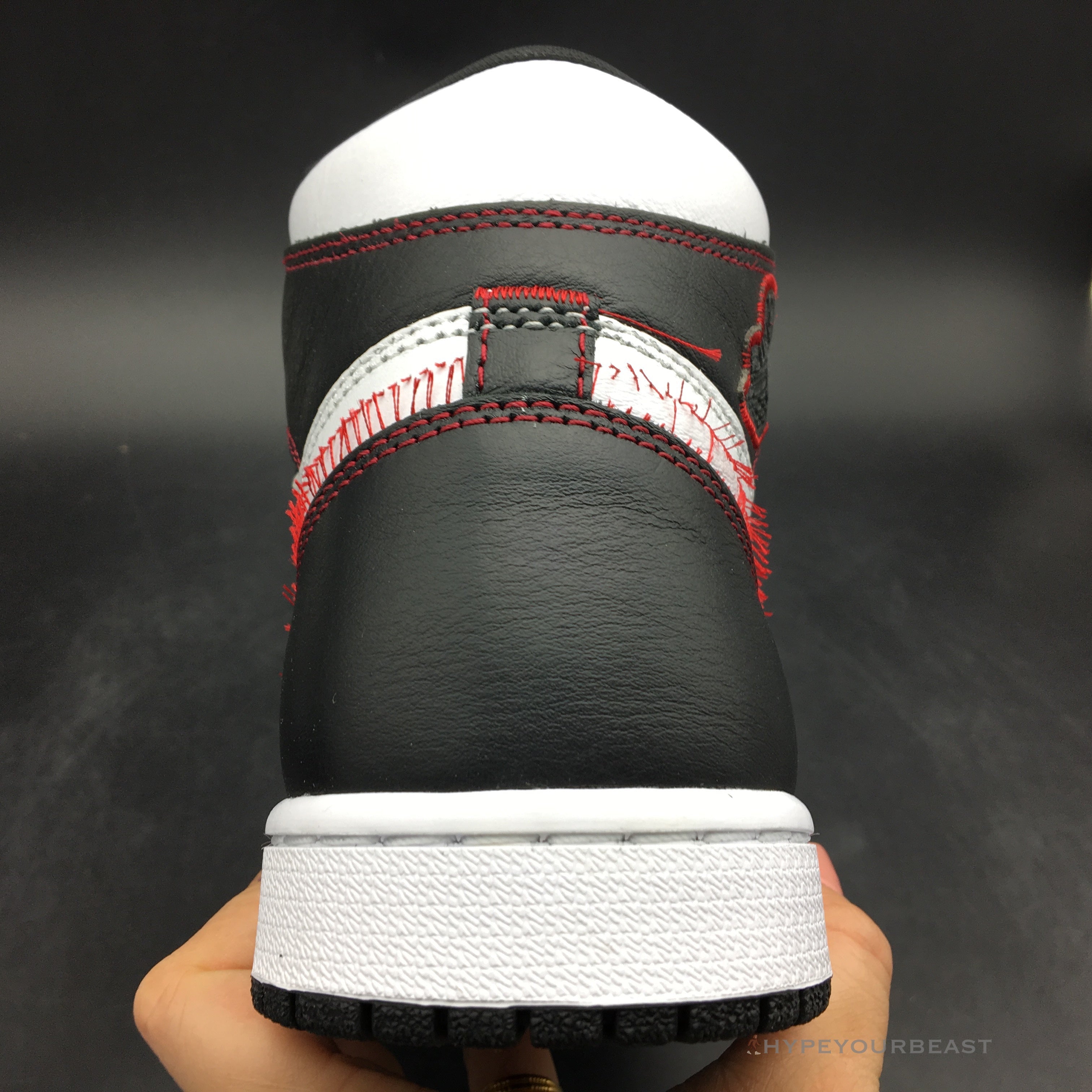 Air Jordan 1 Retro High Defiant White Retro Red