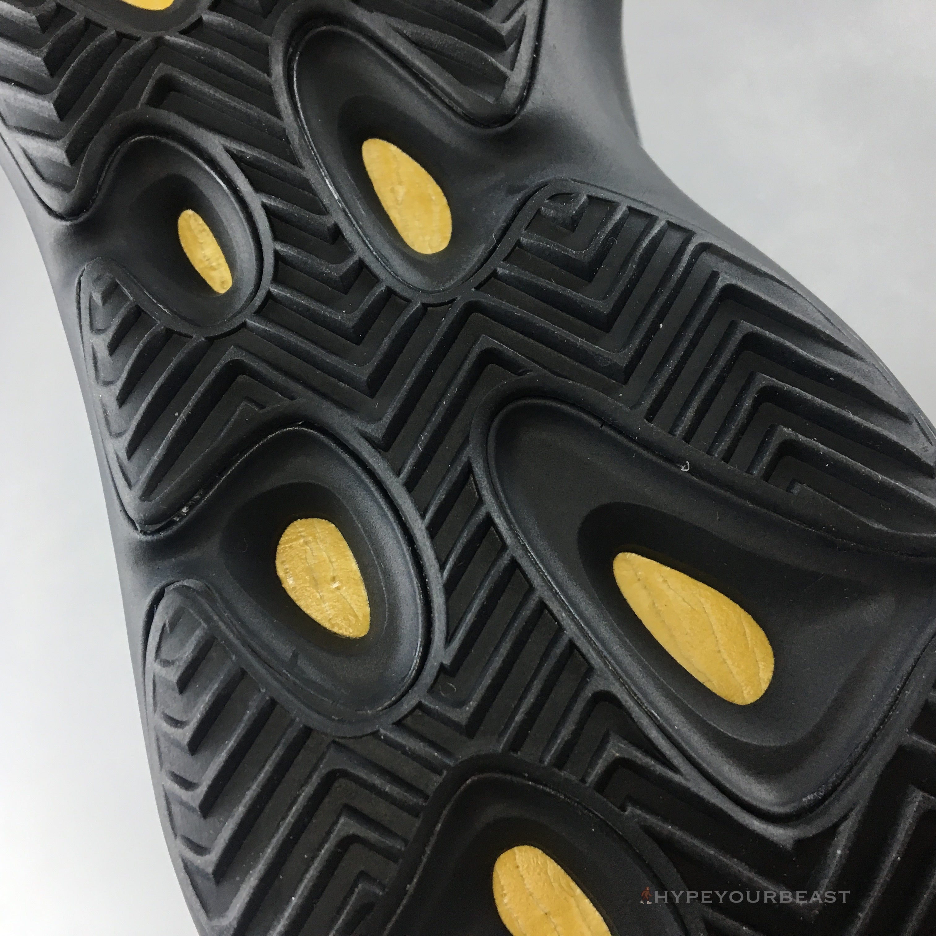 Adidas Yeezy 700 V3 'Alvah'