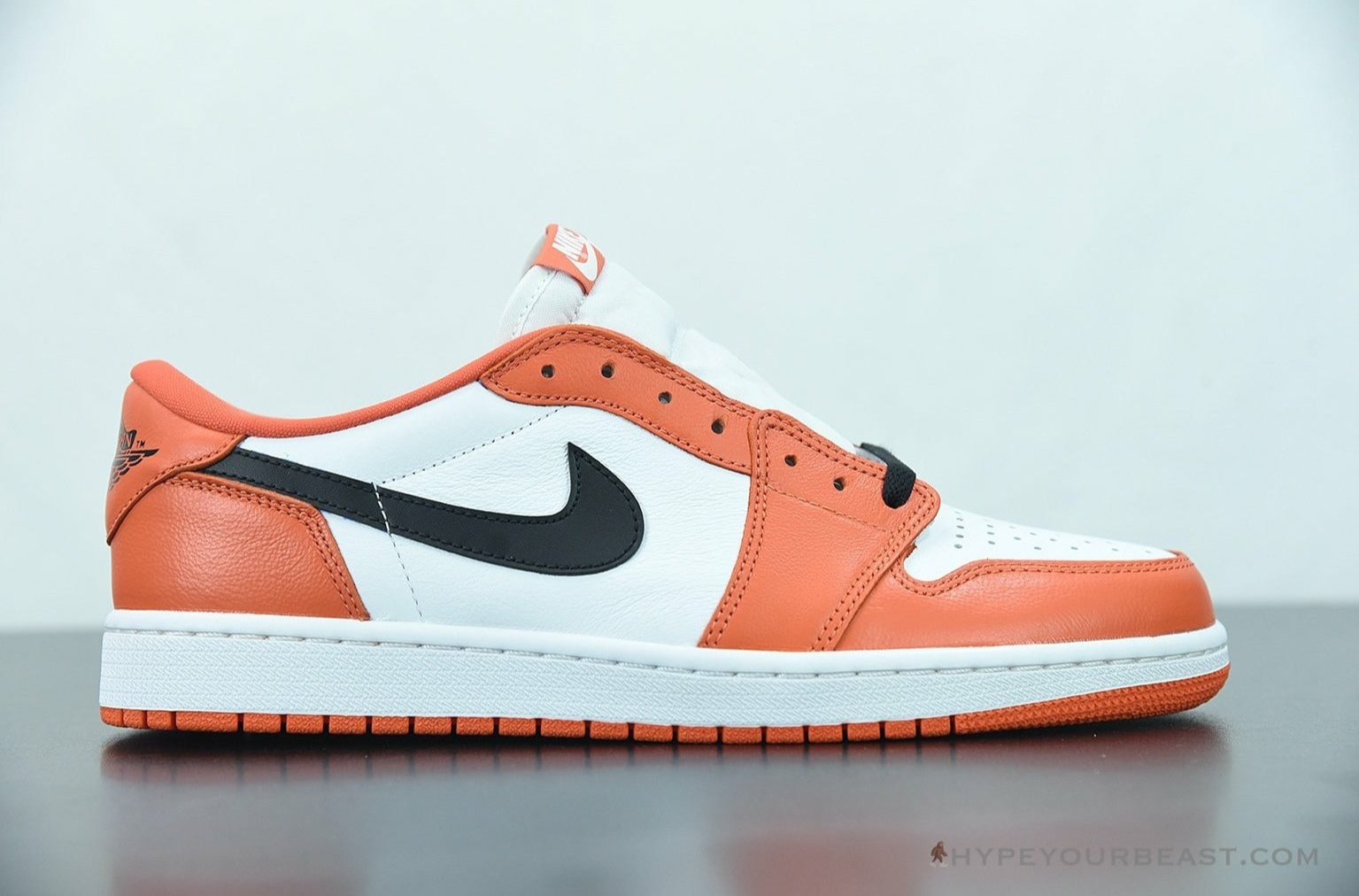 Nike Dunk Low Starfish