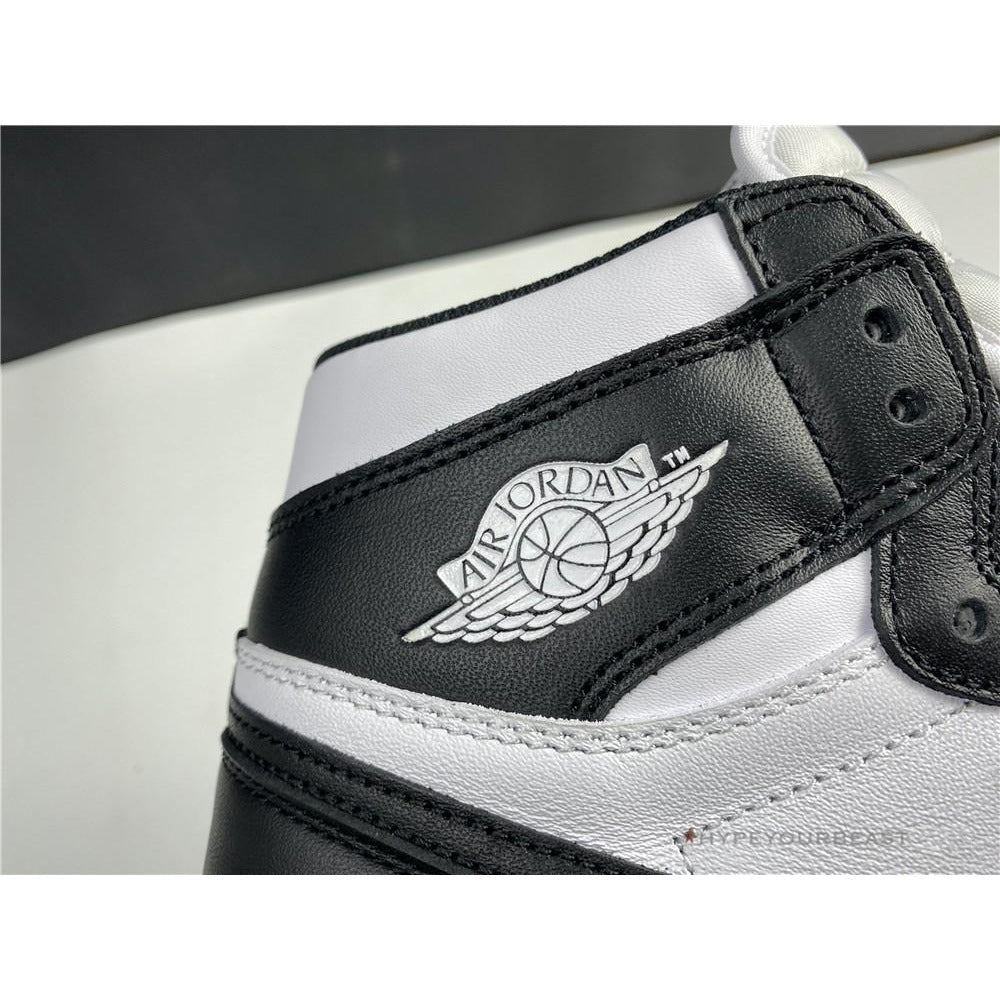 Air Jordan 1 Retro High OG 'Black White'