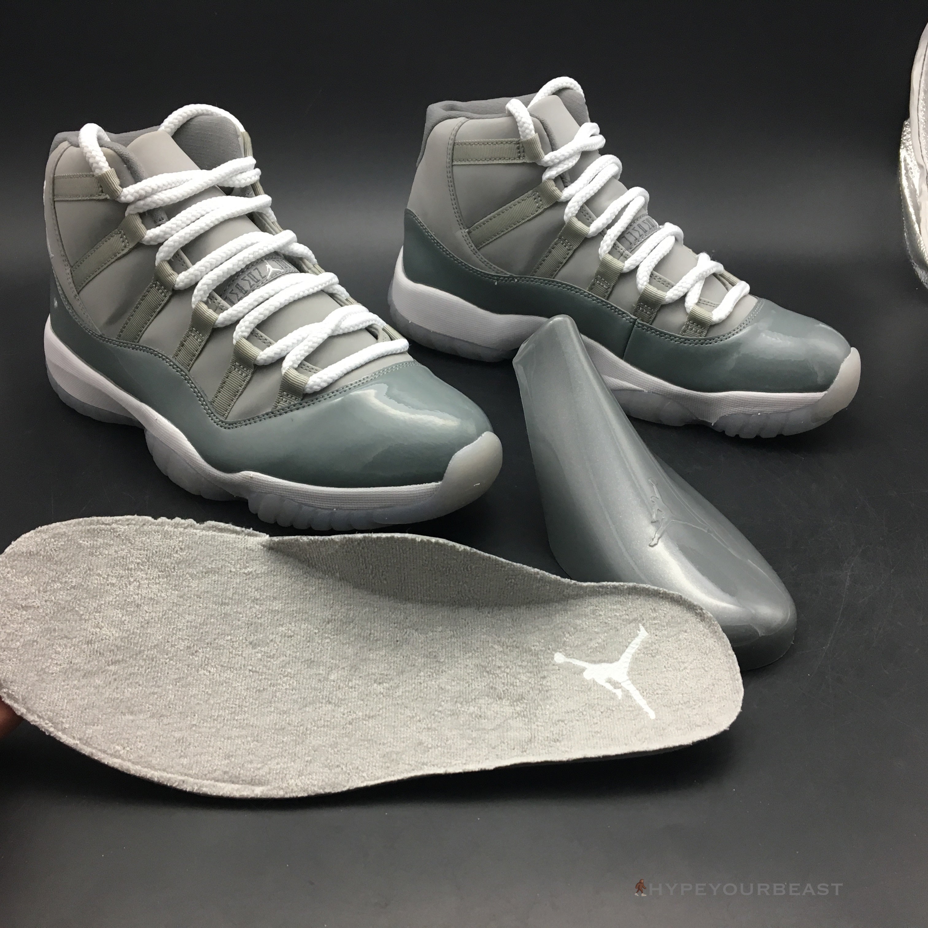 Air Jordan 11 Retro 'Cool Grey'