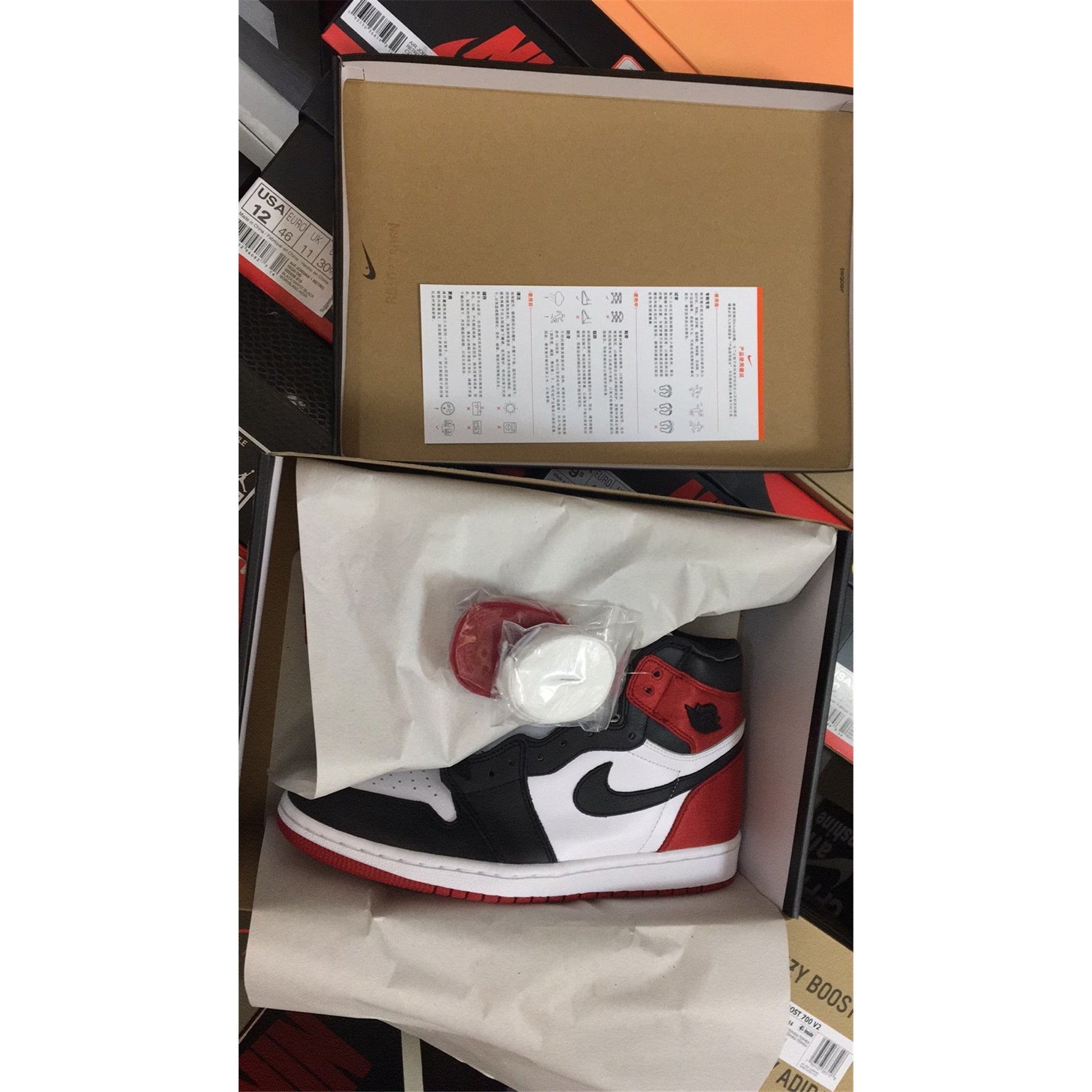 Air Jordan 1 Retro High WMNS 'Satin Black Toe'