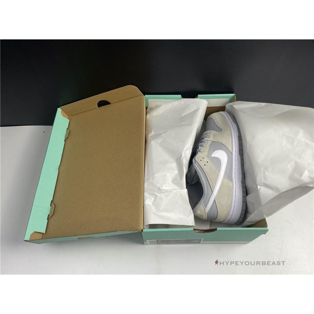 Nike SB Dunk Low 'Summit White'