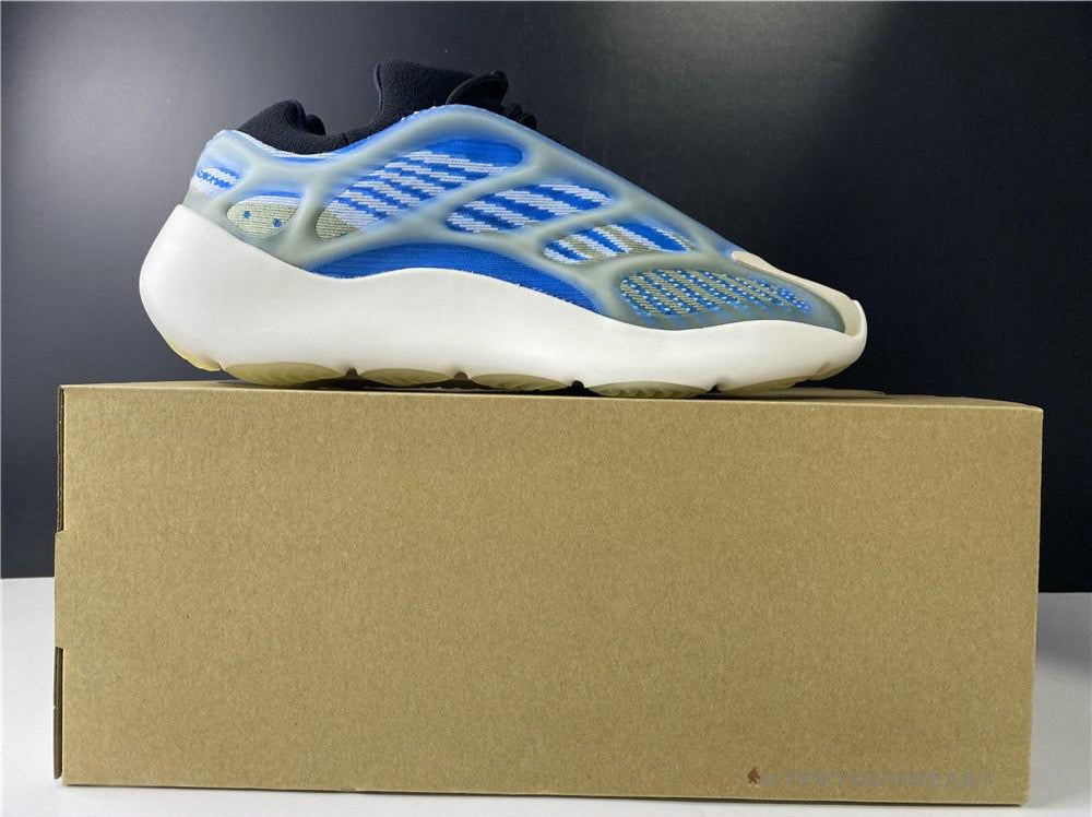 Adidas Yeezy 700 V3 'Arzareth'