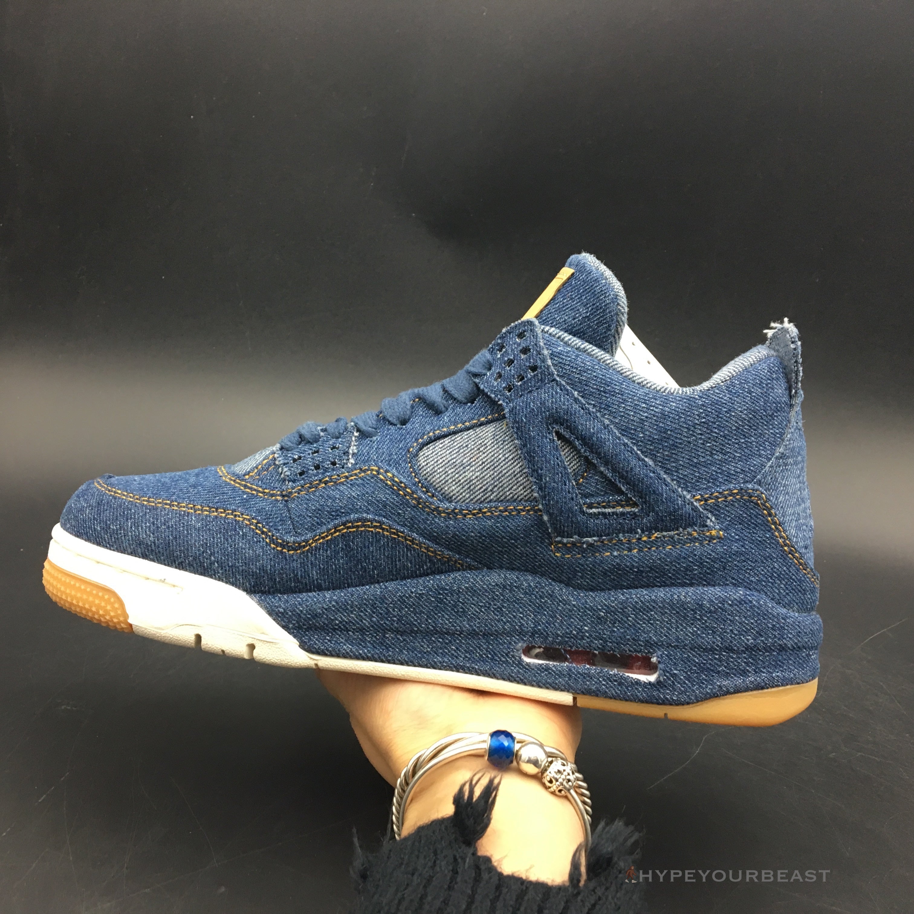 Jordan 4 Retro NRG "Levi's"