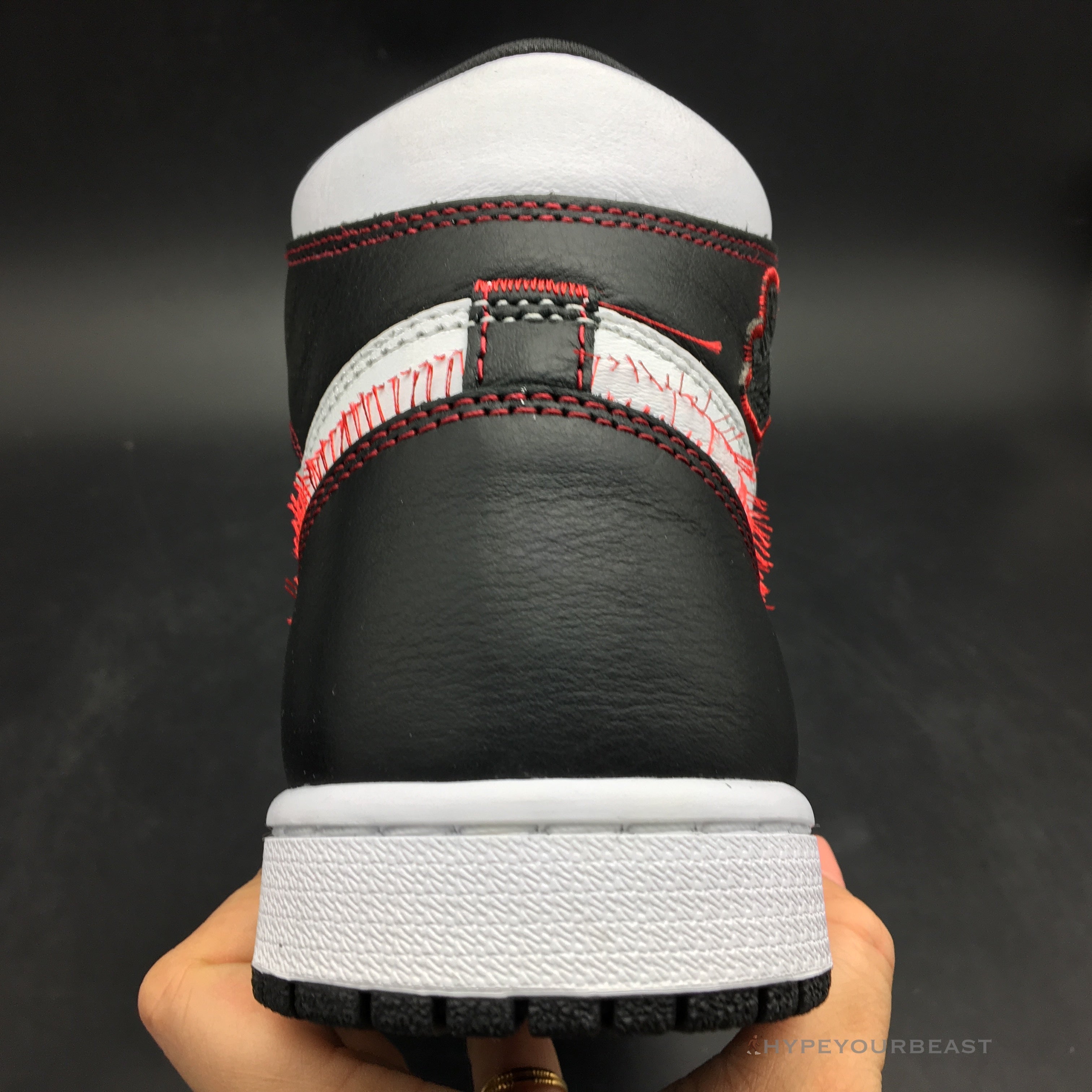 Air Jordan 1 Retro High Defiant White Retro Red