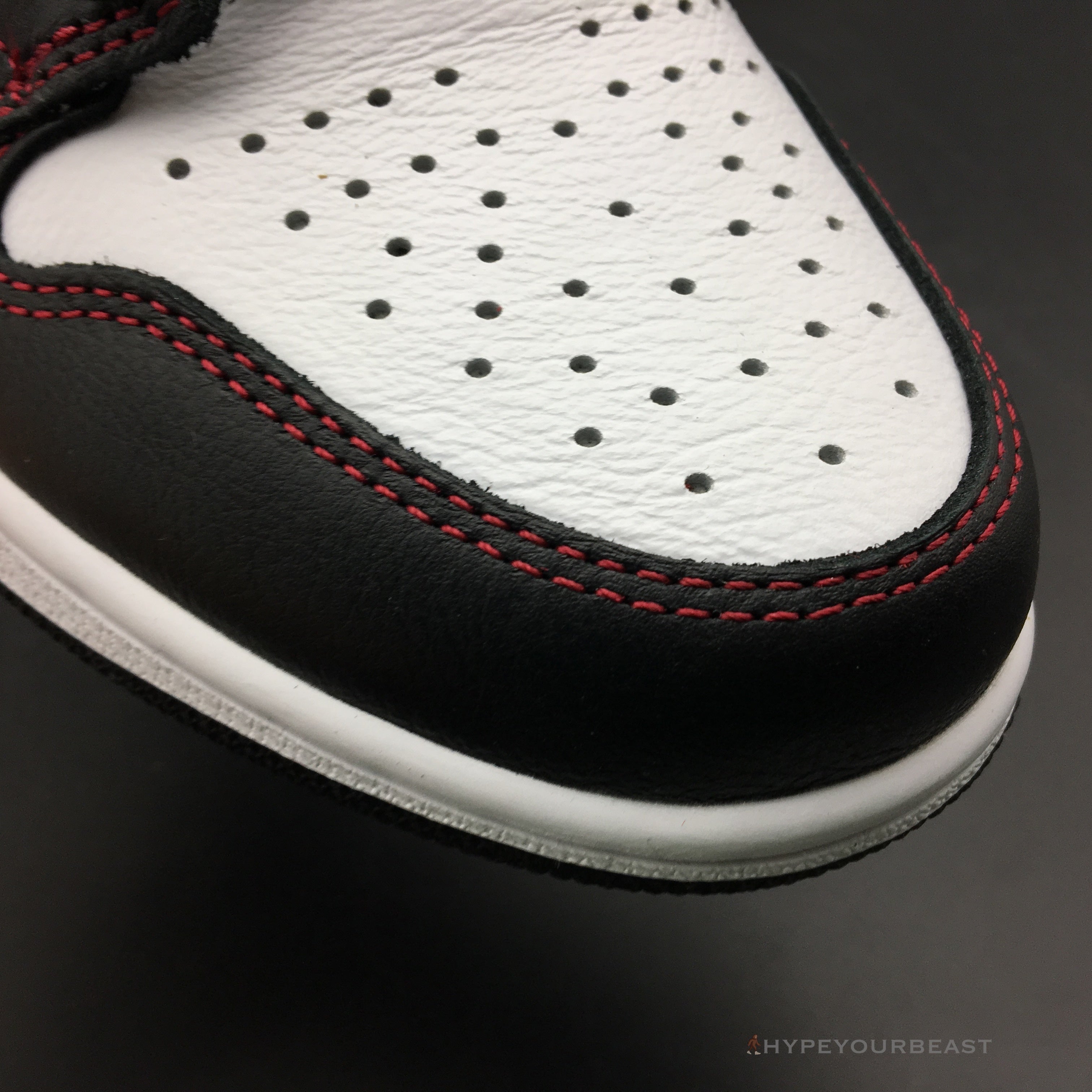 Air Jordan 1 Retro High Defiant White Retro Red