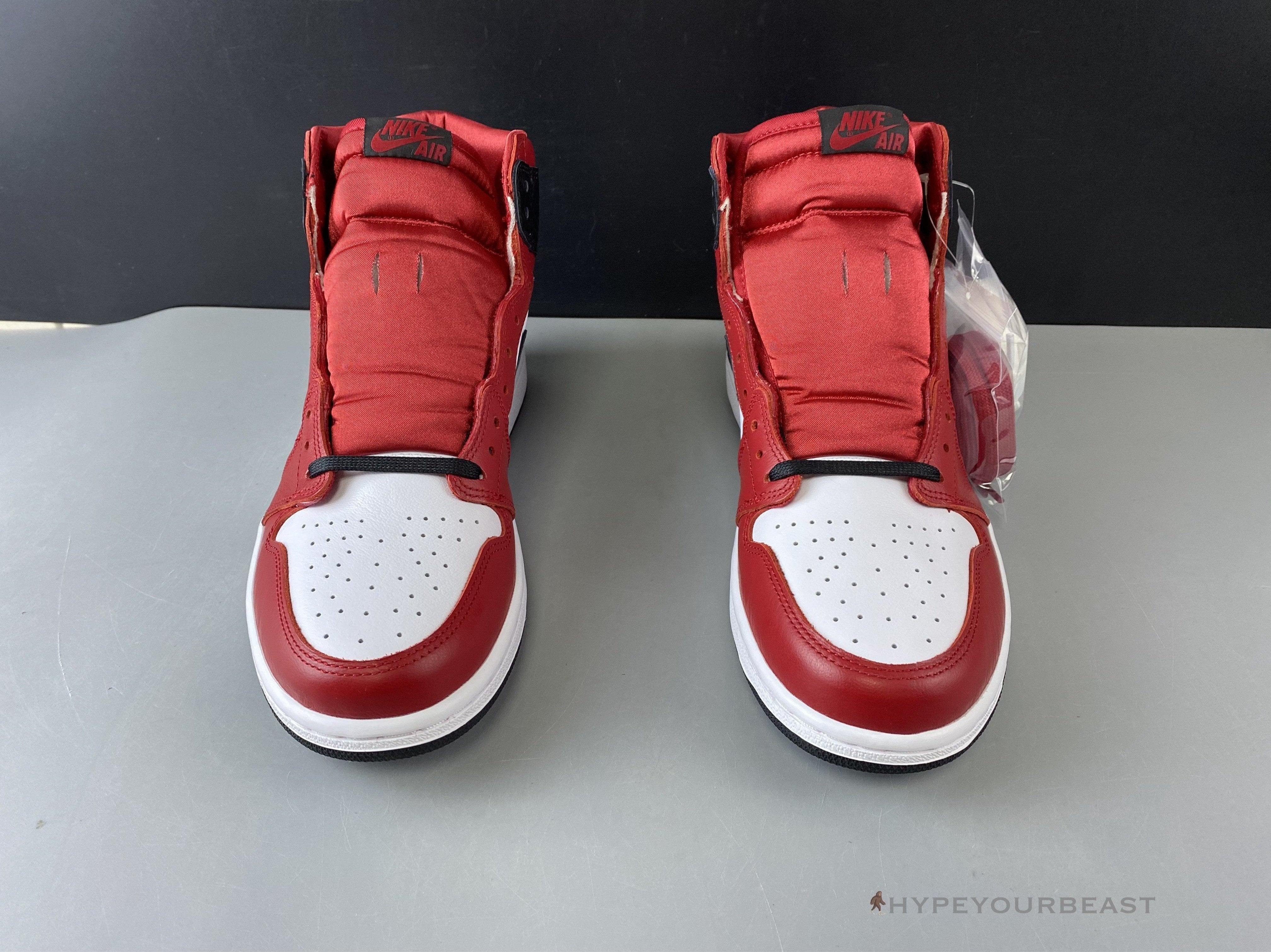 Air Jordan 1 Retro High Snake Chicago Satin