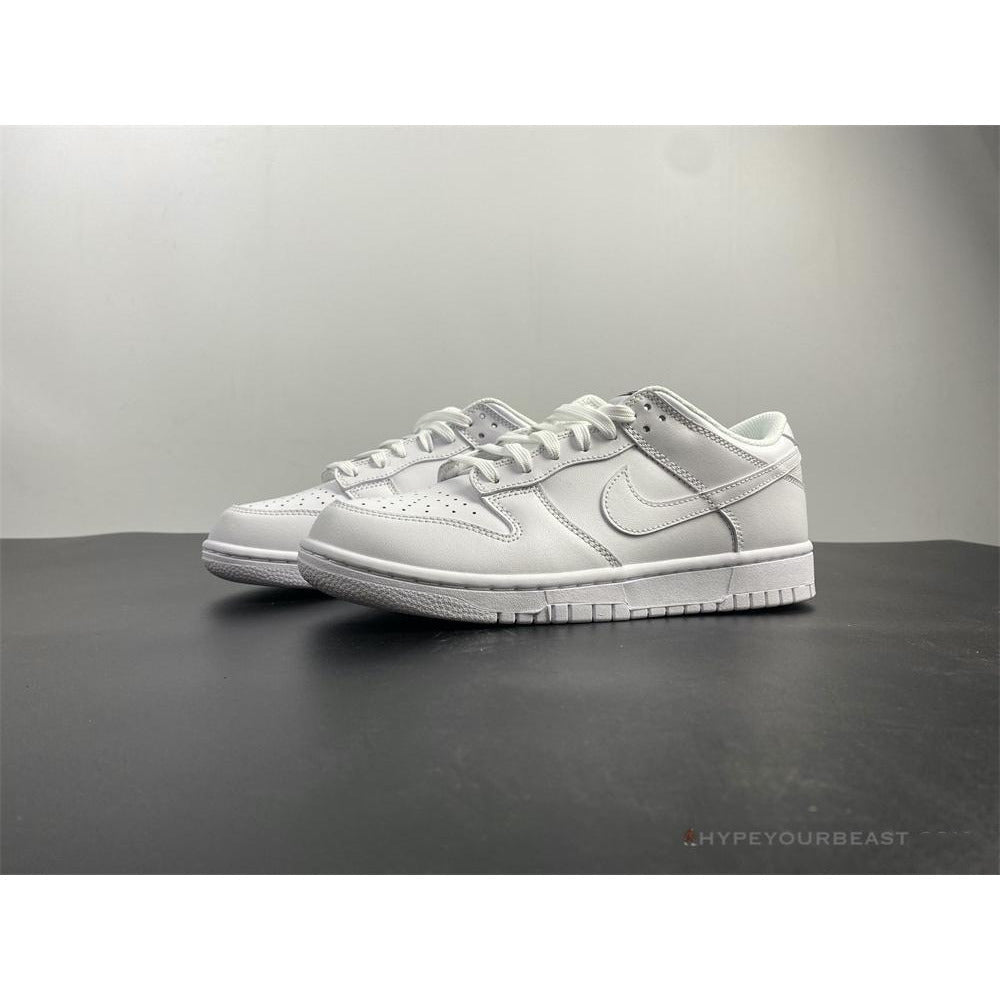 Nike Dunk Low Triple White