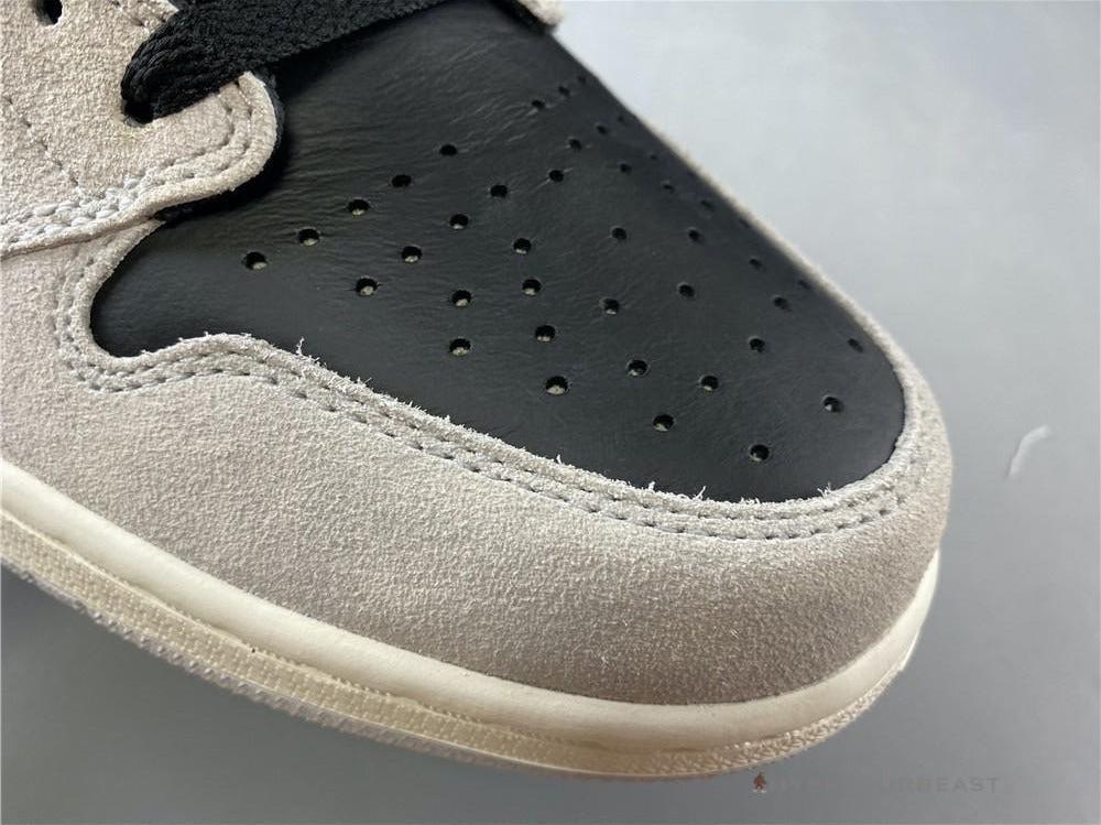 Air Jordan 1 Retro High OG Neutral Grey Hyper Crimson