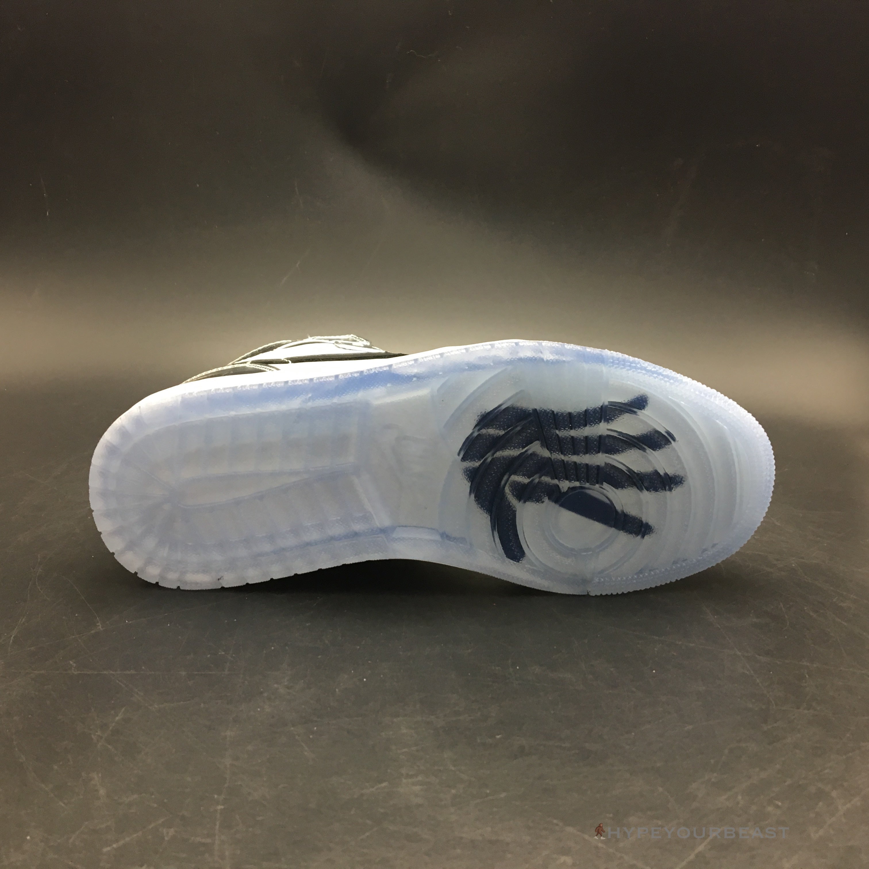 Air Jordan 1 High 'Pass the Torch'