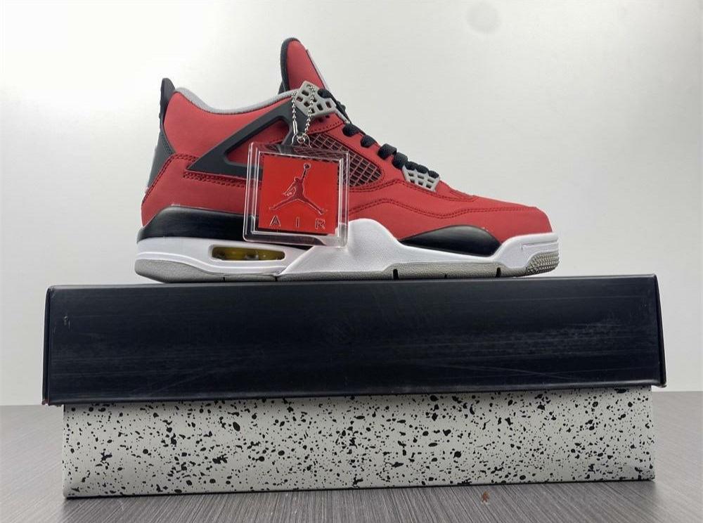 Air Jordan 4 Retro Toro Bravo