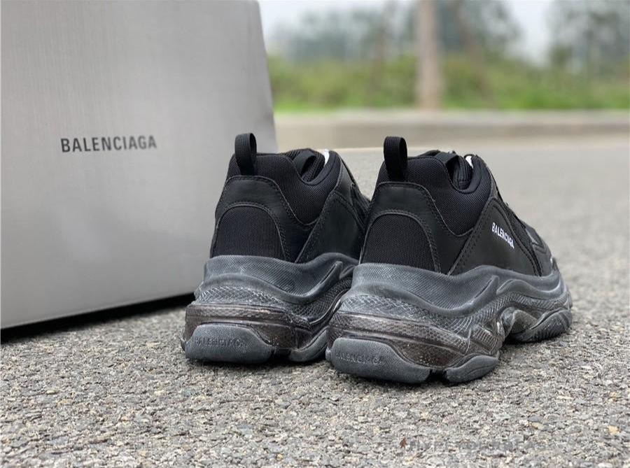 BCG Triple S Black / Clear Sole