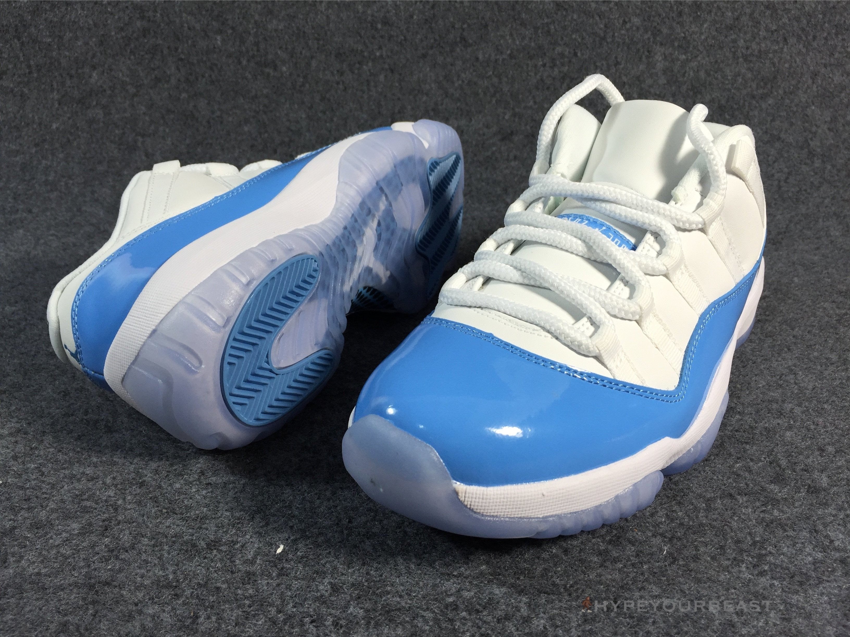 Air Jordan 11 Low 'University Blue'