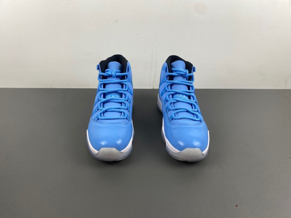 Air Jordan 11 Retro Pantone