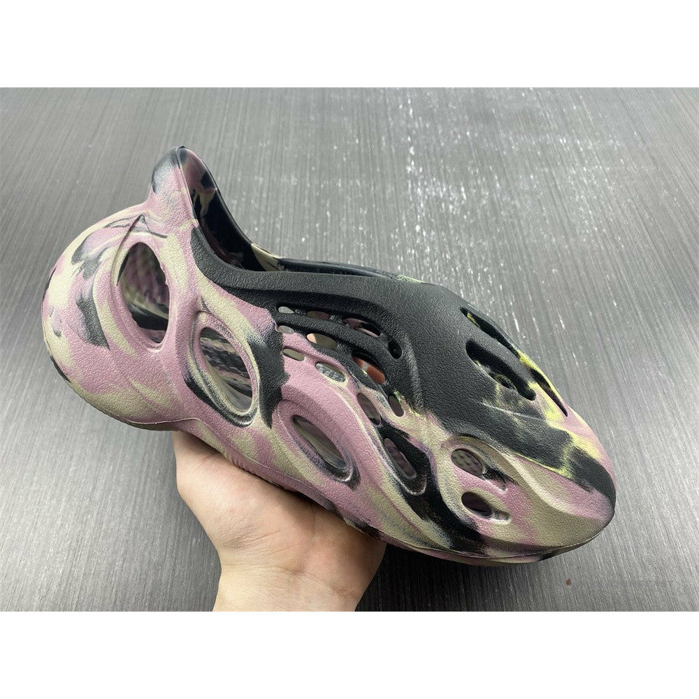 Adidas Yeezy Foam RNNR 'MX Cardon'