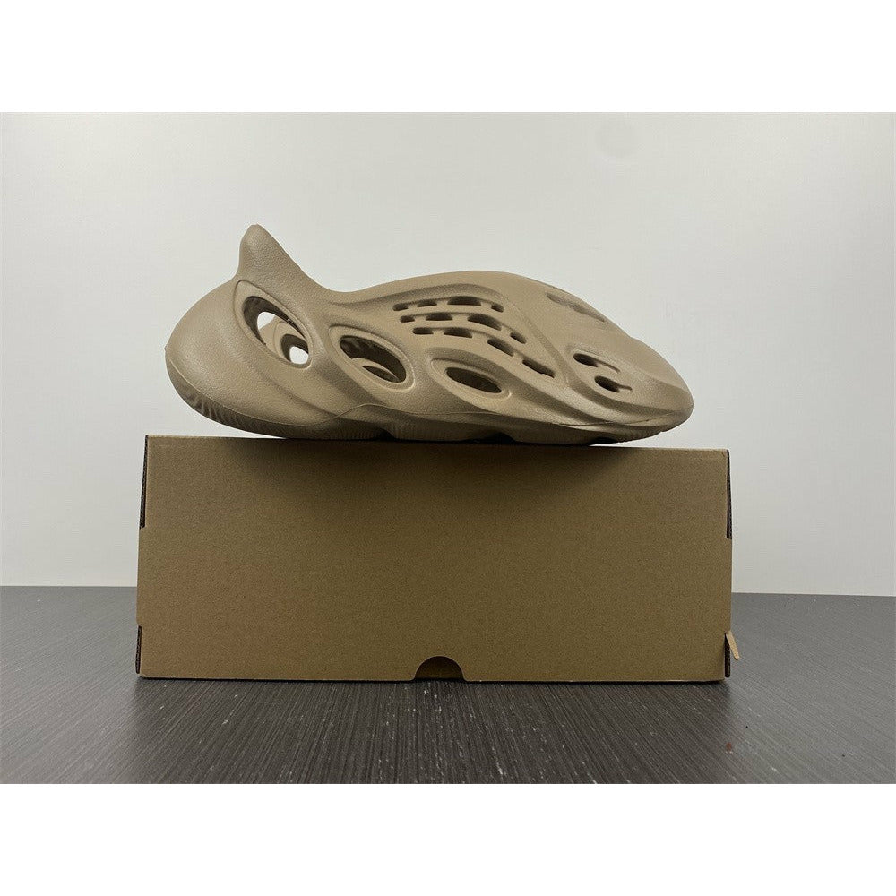 Adidas Yeezy Foam RNNR 'Mist'