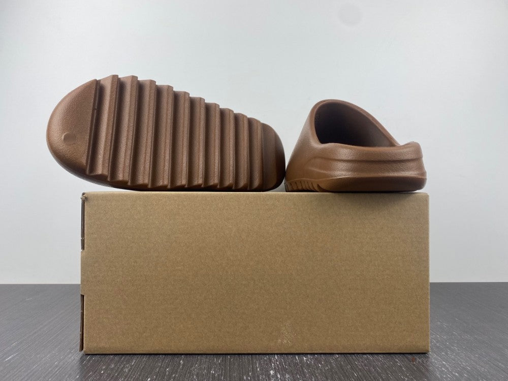 Adidas Yeezy Slide 'Ochre'